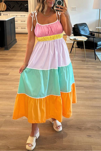 Vestido largo fluido de cintura alta con bolsillos, tirantes anudados y bloques de color multicolor