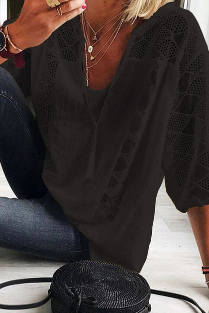 Blusa de mezcla de lino y algodón con borlas y diseño calado de patchwork