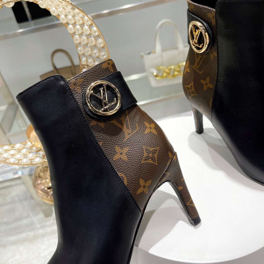 Premium LUV BOOTS 024 – P7262959304909
