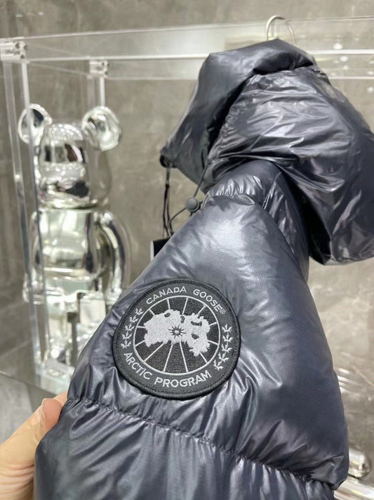 C. Goose Down jacket Glossy Navy Blue Polyester 0039