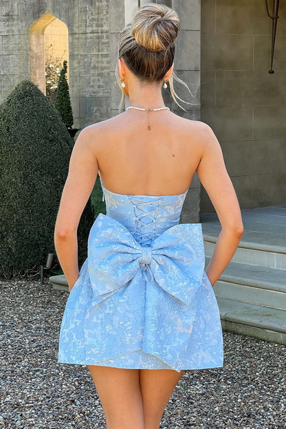 Vestido mini con encaje y estampado floral de jacquard Julie 