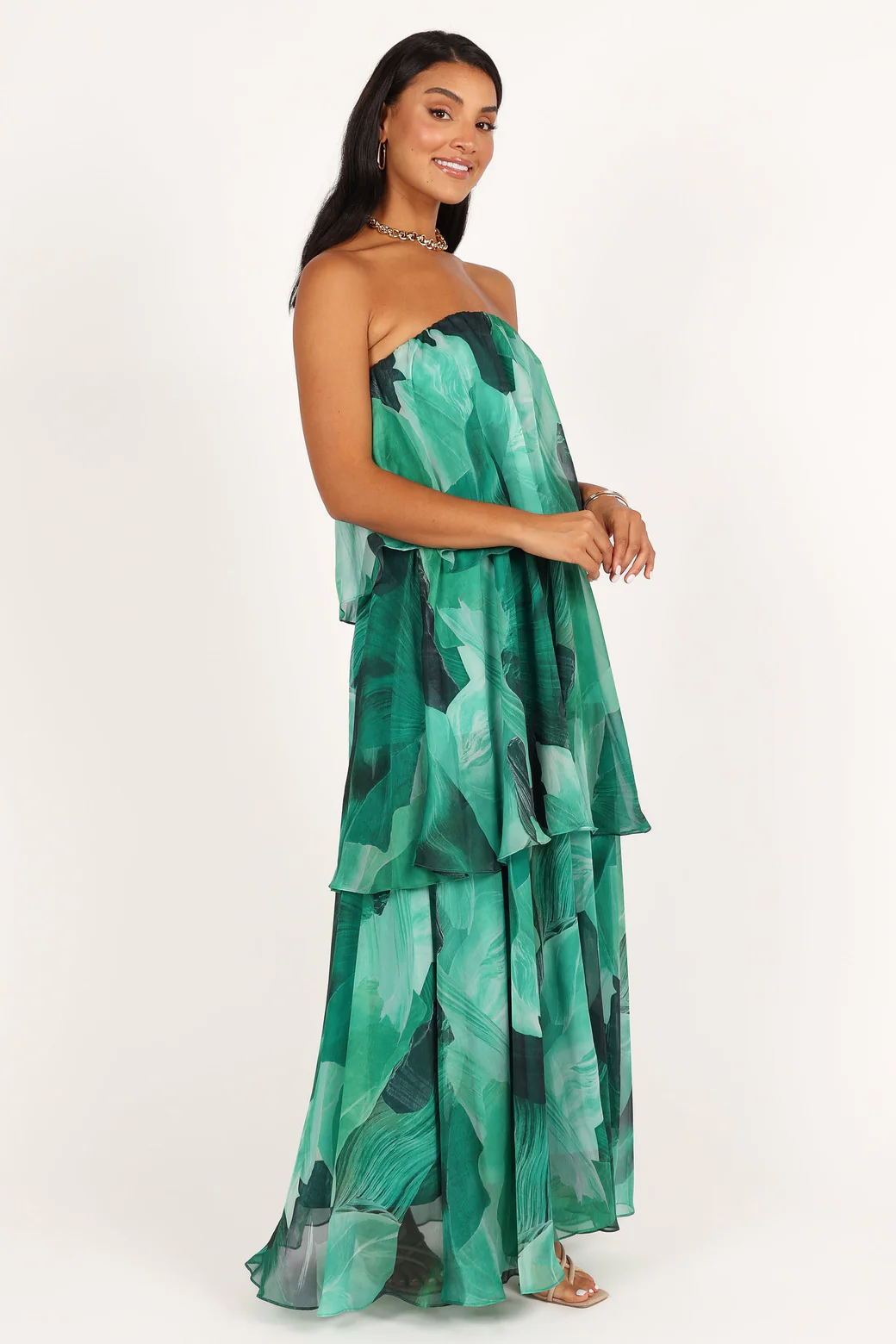 Vestido largo sin tirantes con capas y estampado Elsie 
