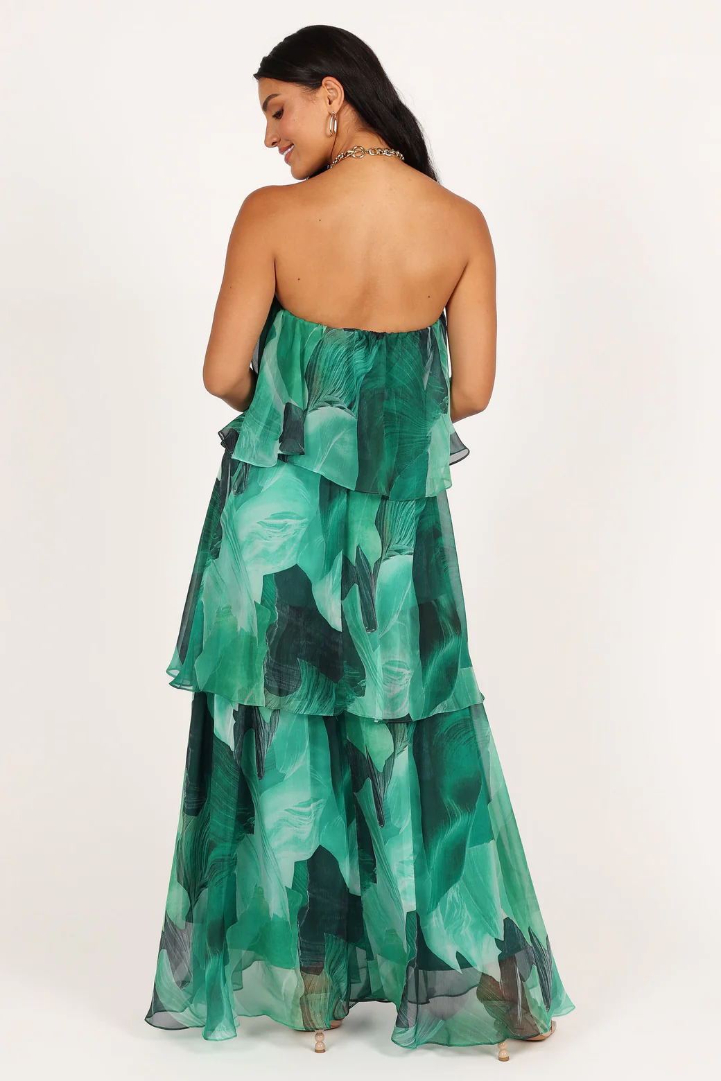 Vestido largo sin tirantes con capas y estampado Elsie 