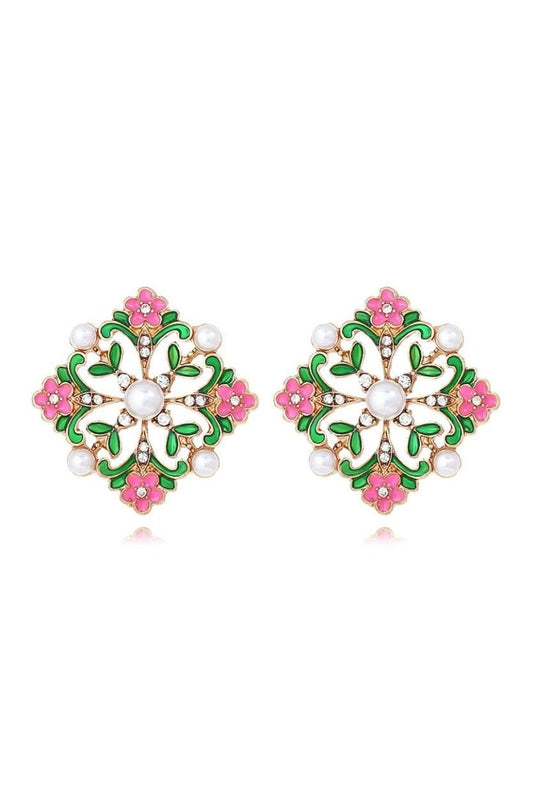 Pendientes colgantes de perlas con racimo de flores de esmalte 
