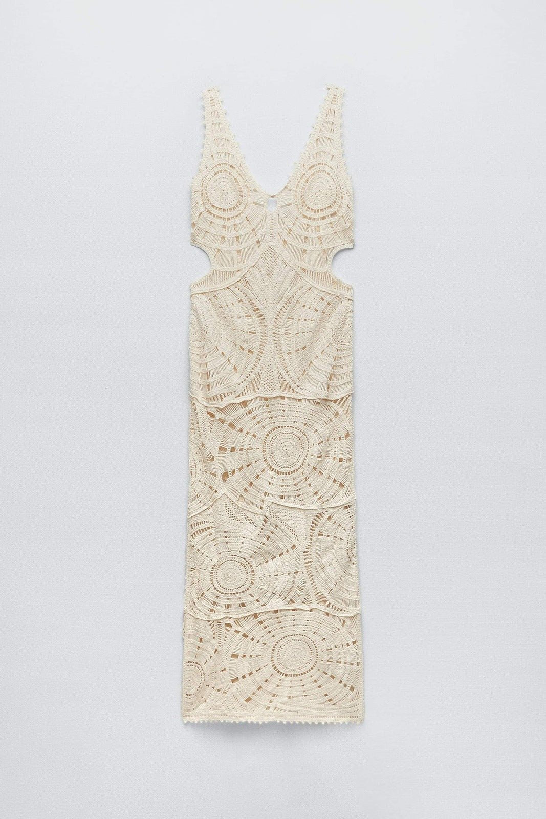 Vestido largo de crochet con recortes Ethel 