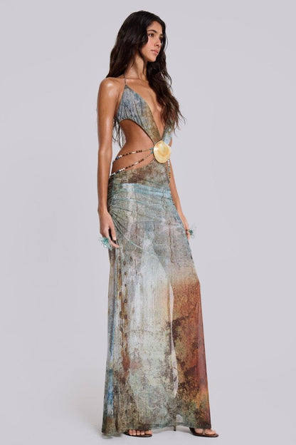 Vestido largo de malla con cuello halter y ribete de concha Eve 