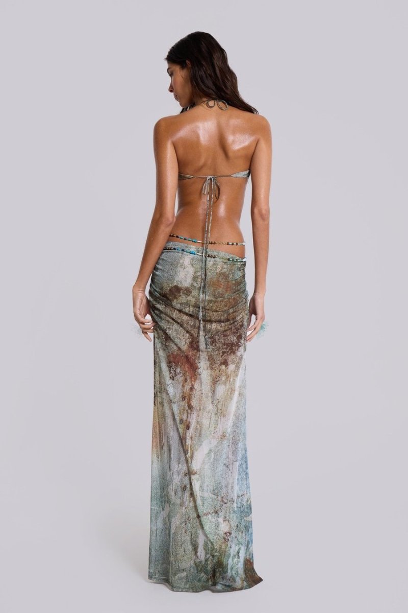 Vestido largo de malla con cuello halter y ribete de concha Eve 