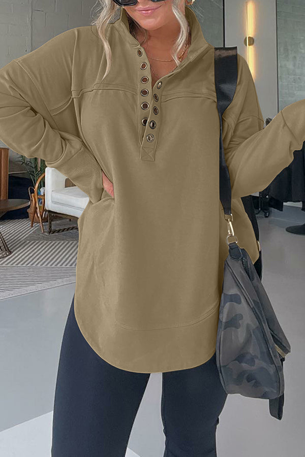 SUDADERA PULLOVER CON MEDIO CUELLO Y PUÑOS PARA EL PULGAR