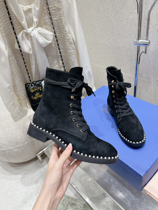 SW Mckenzee Boot with Pearl Chain Black Suede 554360