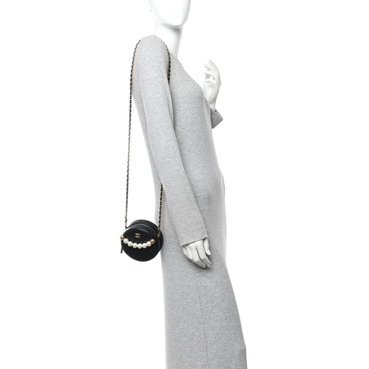 Goatskin Quilted Chic Pearls Chain Round Clutch With Chain Black