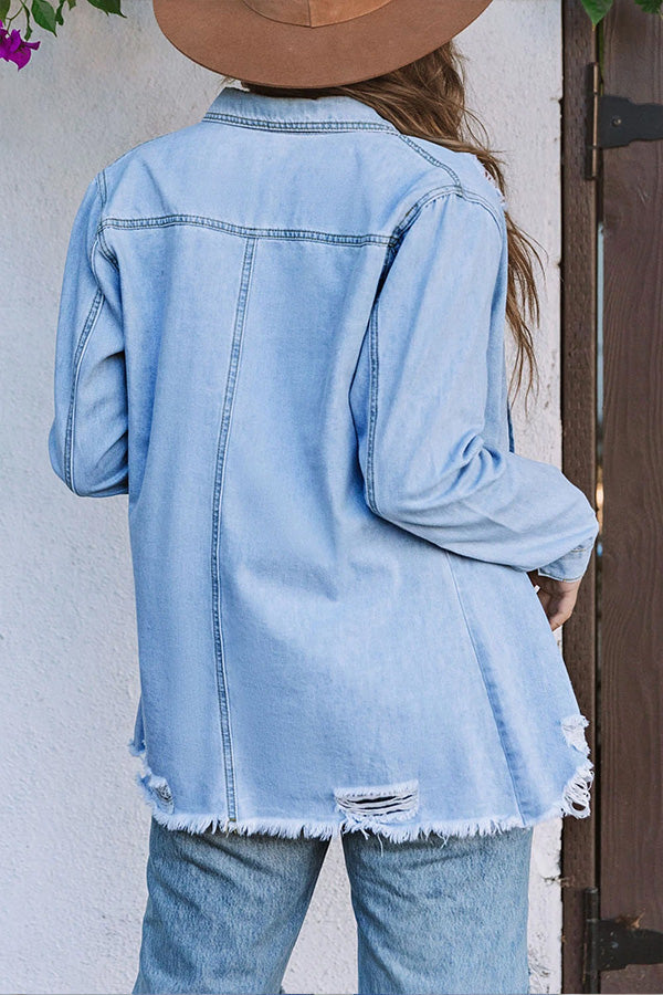 Chaqueta vaquera informal con botones y dobladillo sin rematar roto