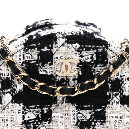 Tweed Quilted Round Clutch With Chain Black Ecru White