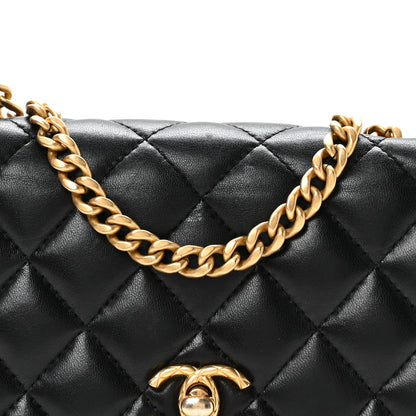 Lambskin Quilted Pillow Crush Wallet On Chain WOC Black