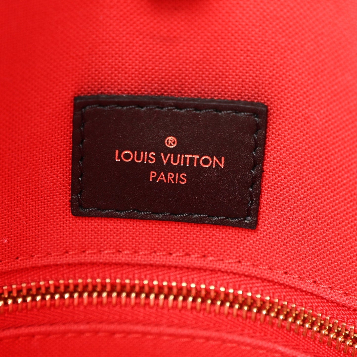 Reverse Monogram Giant Onthego MM