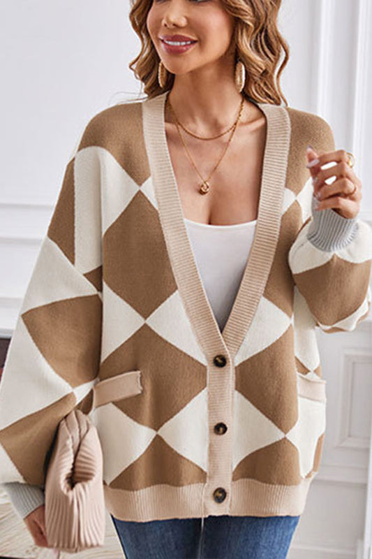 Chaqueta holgada informal de punto con cuello en V y diseño de patchwork geométrico en contraste