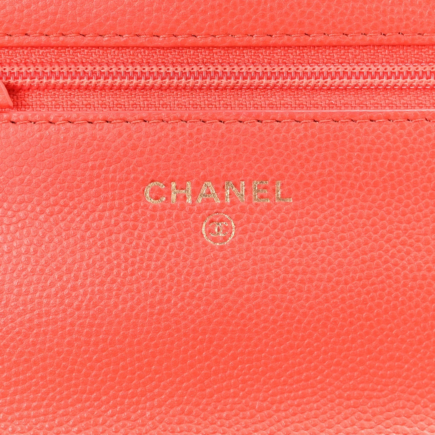 Caviar Quilted Wallet On Chain WOC Red