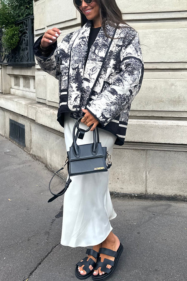 Chaqueta tipo kimono de algodón acolchado con bolsillo y estampado de tinta de porcelana con canciones románticas 