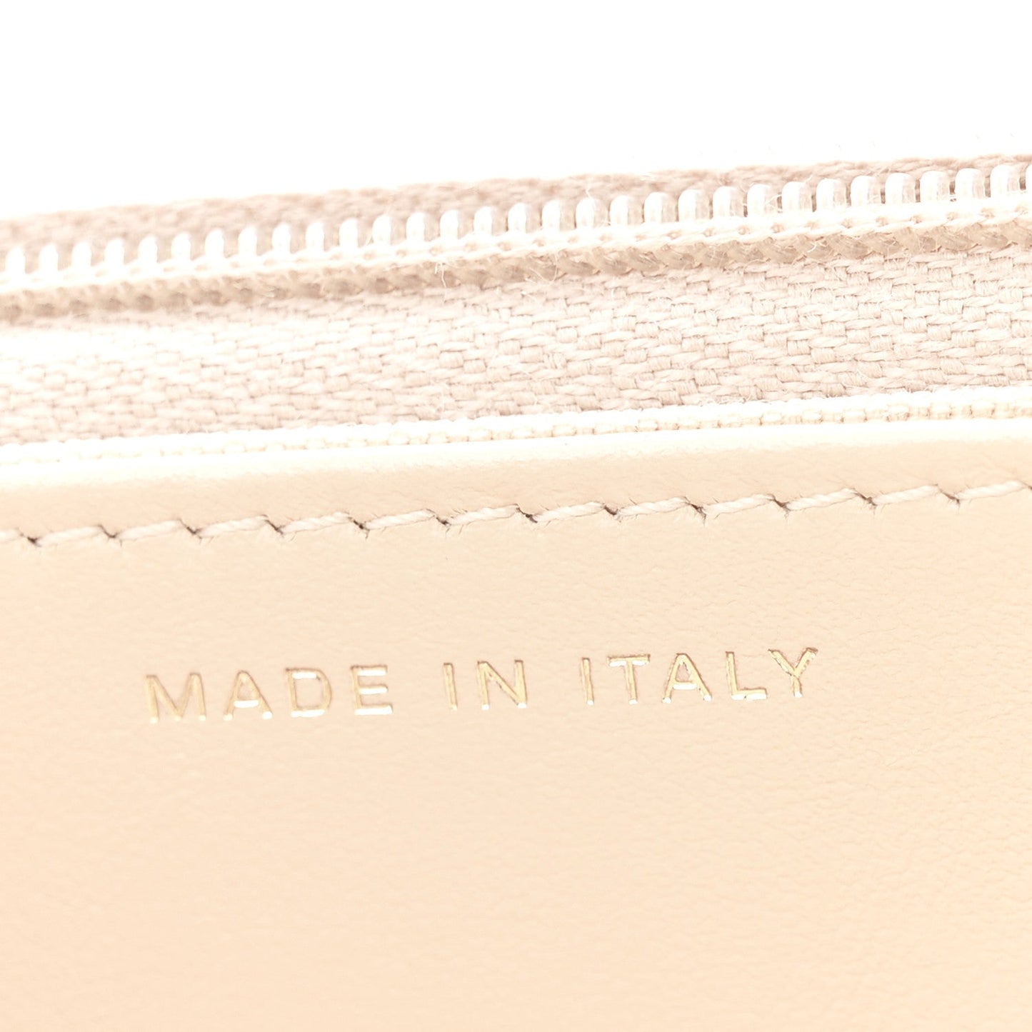 Caviar Quilted Wallet on Chain WOC Beige