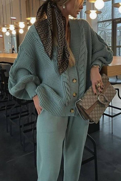 Conjunto de punto con cuello en V de color liso de moda
