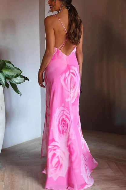 Vestido largo con abertura y cuello vuelto con estampado floral "You Get The Picture"