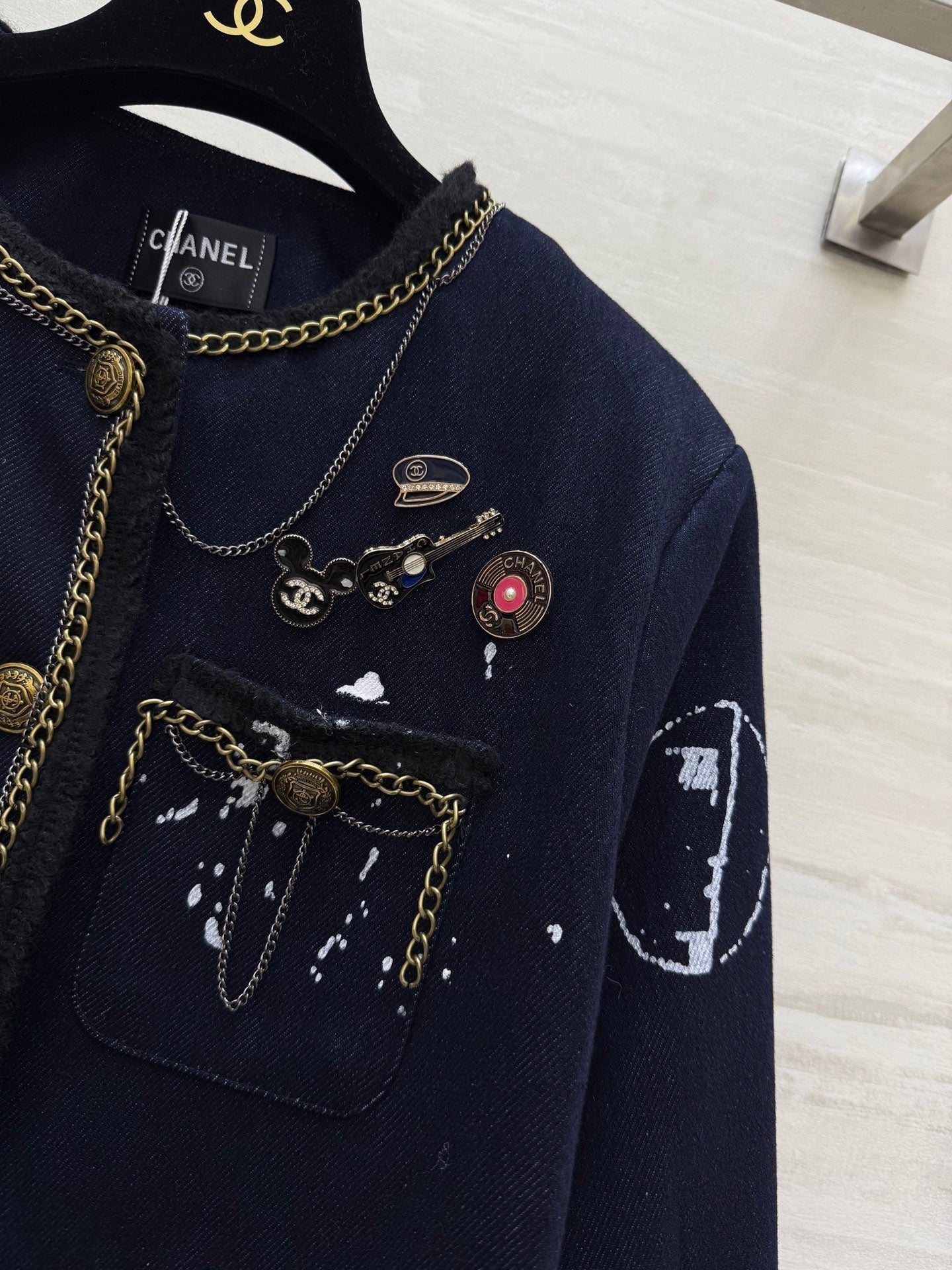 CHANEL 25S COAT STYLE 236