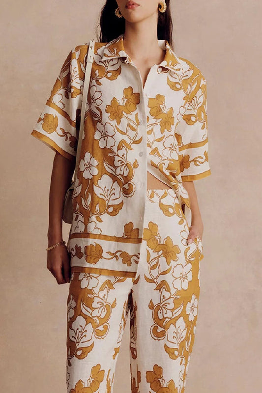 Conjunto de camisa informal de manga corta con estampado floral y pantalón holgado con cintura elástica y bolsillos