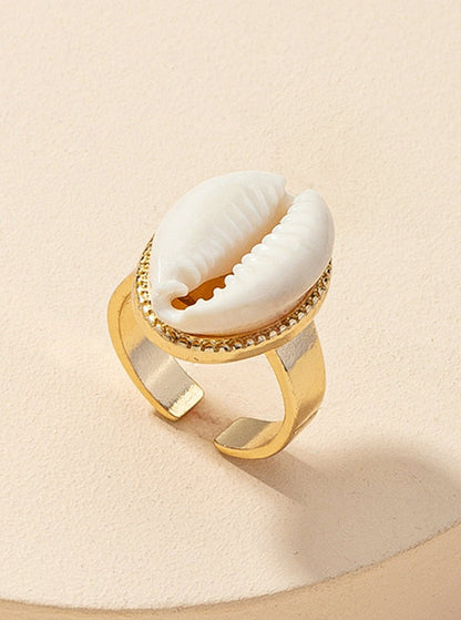 Anillo abierto de concha 