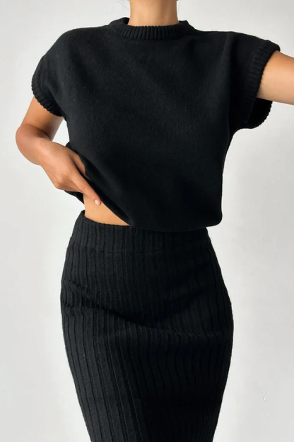 Conjunto de dos piezas de chaleco sin mangas y falda de punto