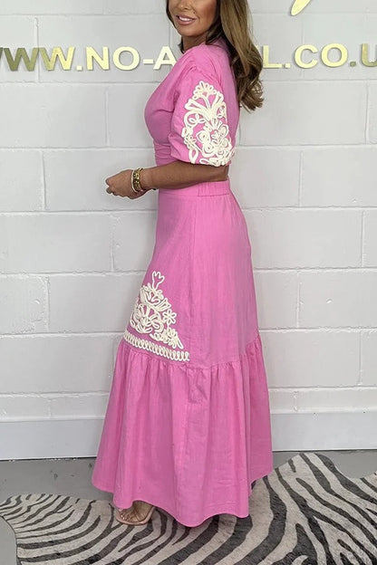 Conjunto elegante de top corto con cuello en V y mangas abullonadas y falda larga con paneles y cintura elástica