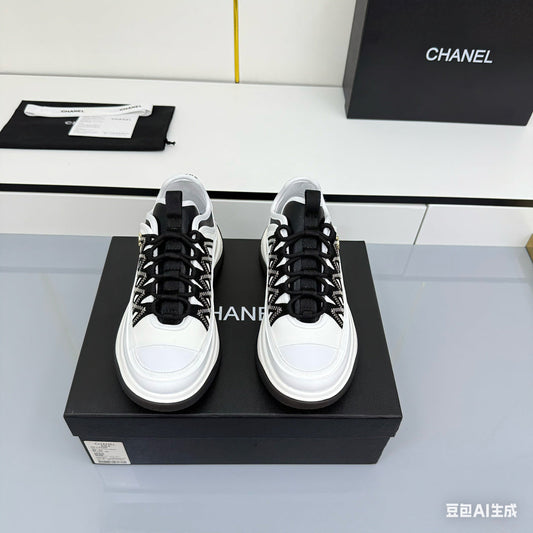 CC 25 Boutiques Sneaker Black White Suede Fabric