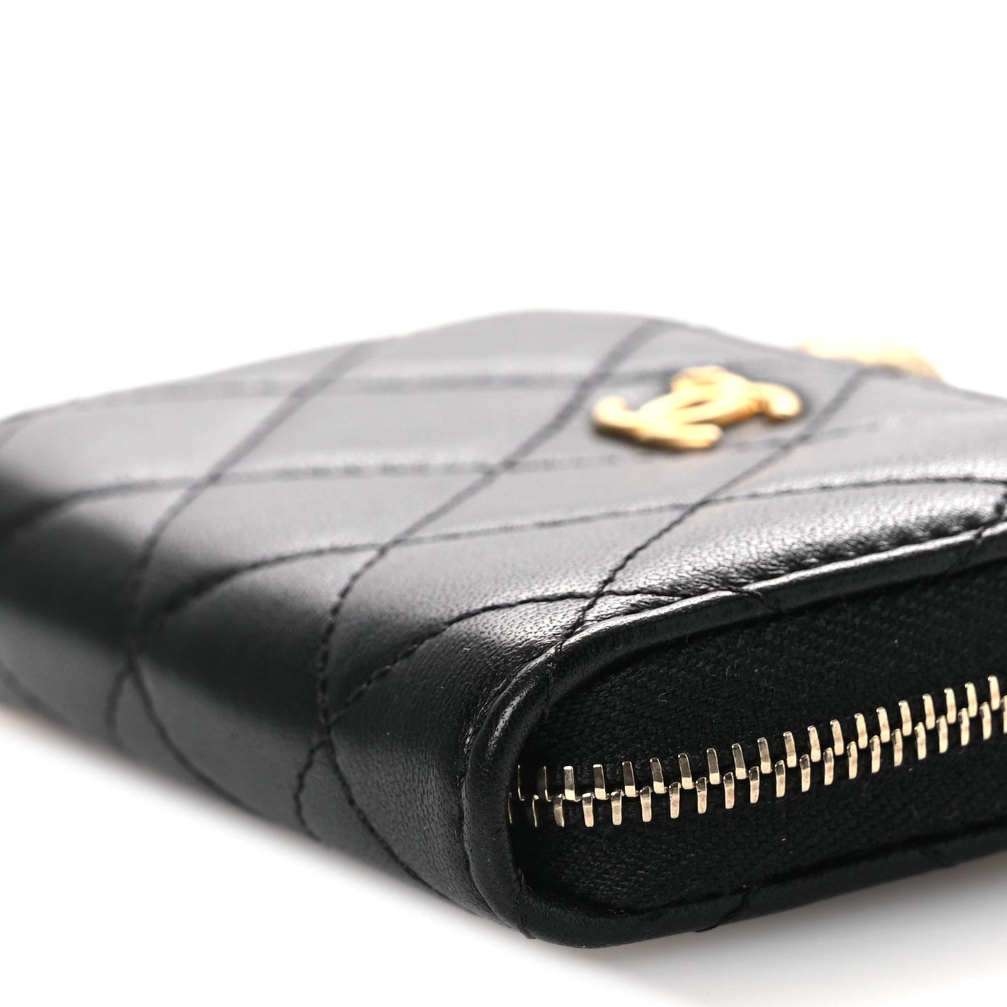 Lambskin Quilted CC Pearl Crush Zip Card Holder On Chain Black
