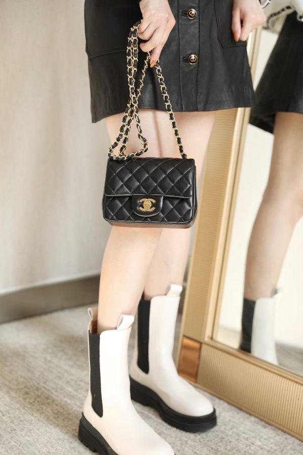 C hanel Classic Flap mini handbag