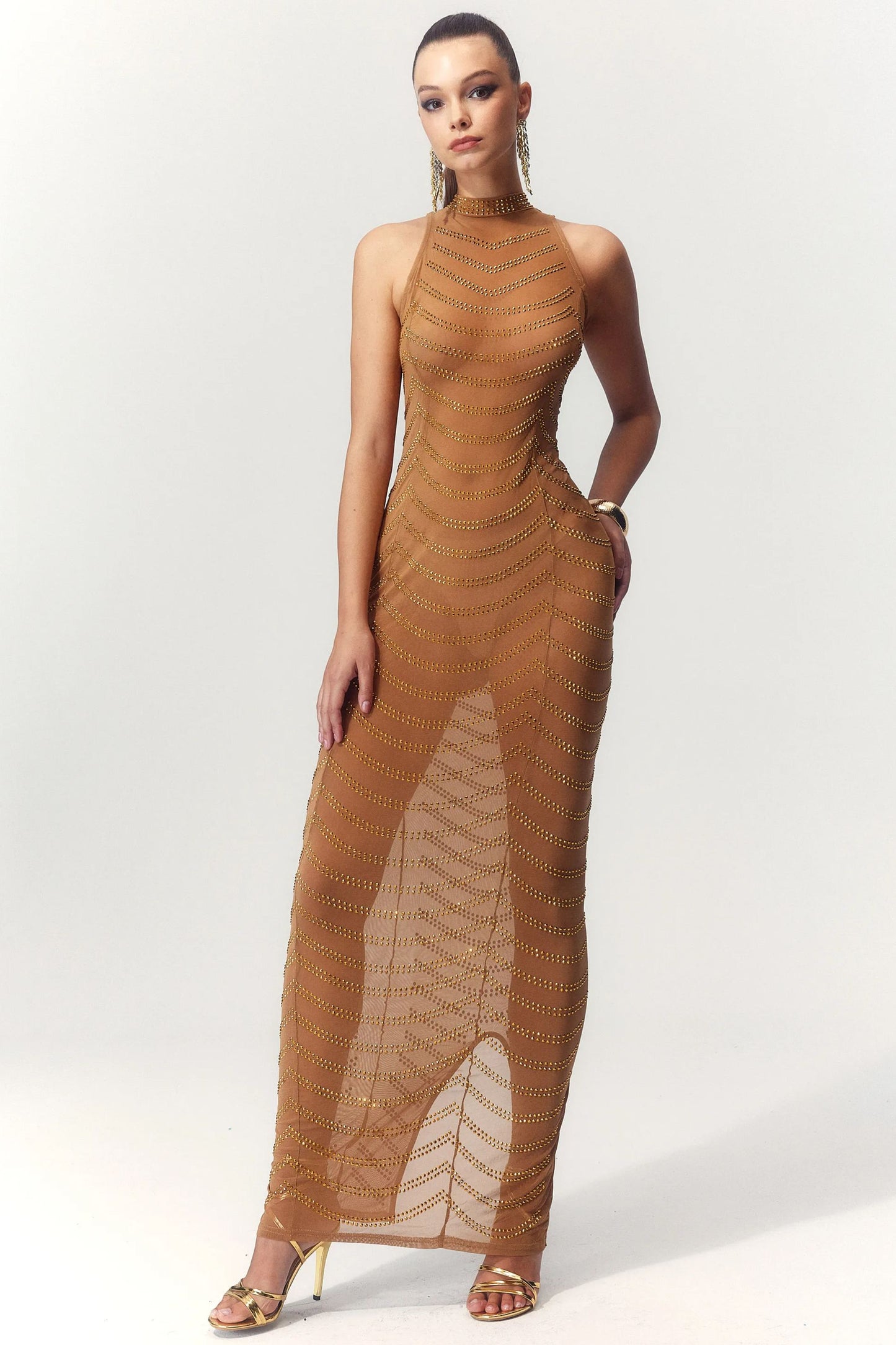 Vestido largo transparente con adornos de diamantes de imitación de Vera 