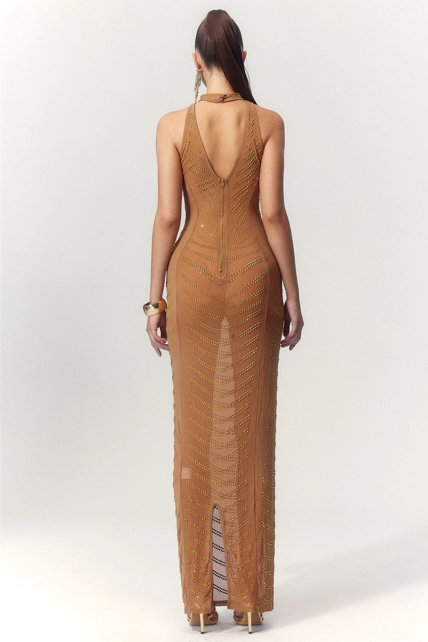 Vestido largo transparente con adornos de diamantes de imitación de Vera 