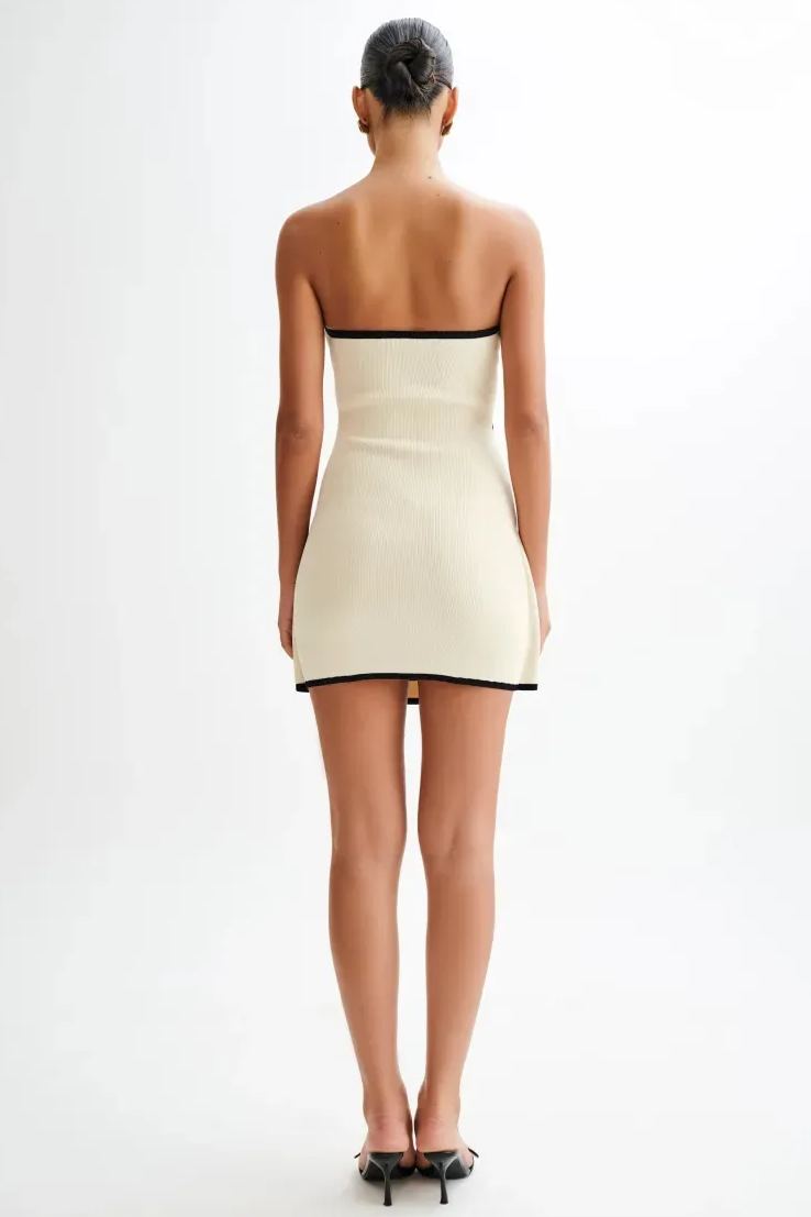 Vestido mini de punto asimétrico sin tirantes Joanna 