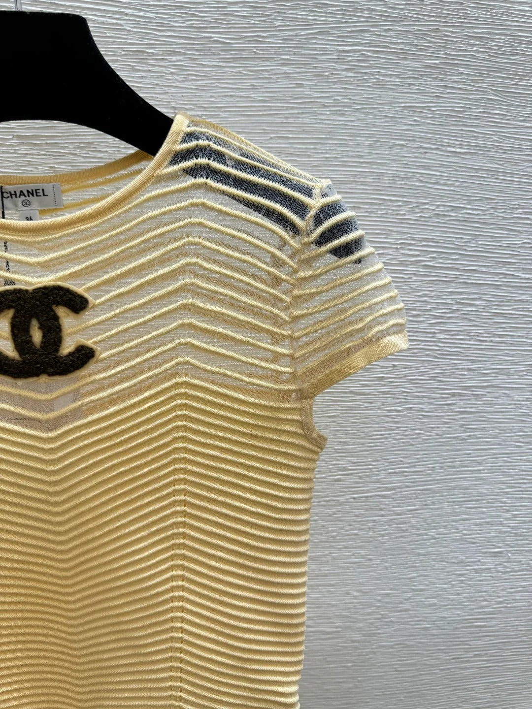 Chanel 2026 Hollow-Out Crew Neck Knitted Short-Sleeve Viscose Polyester 170694