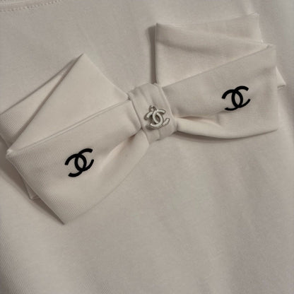 Chanel 2026 Logo Bow Short-sleeved T-shirt White Cotton 150111