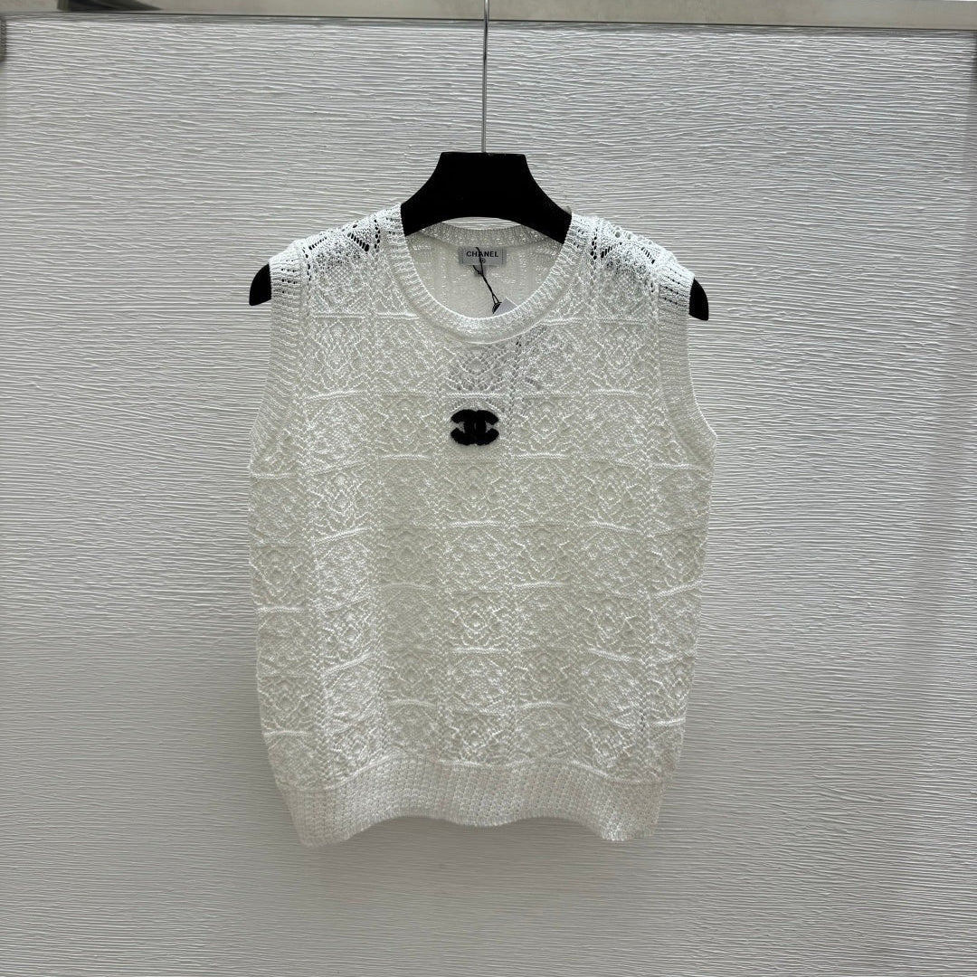 Chanel 2026 Hollow-Out Round Neck Knitted Vest Wool Polyester 170692