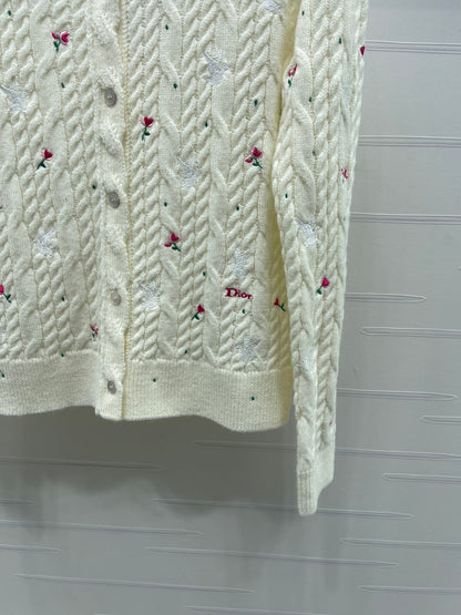 CD SS26 Crew Neck Embroidered Knit Cardigan Ivory Cashmere 351072