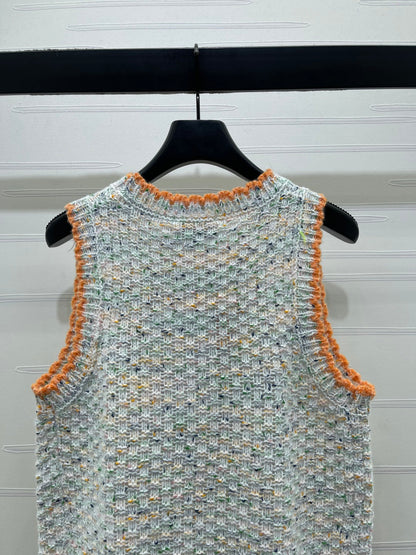 CC 26s Color-Blocked Woven Crew Neck Knit Vest 344117