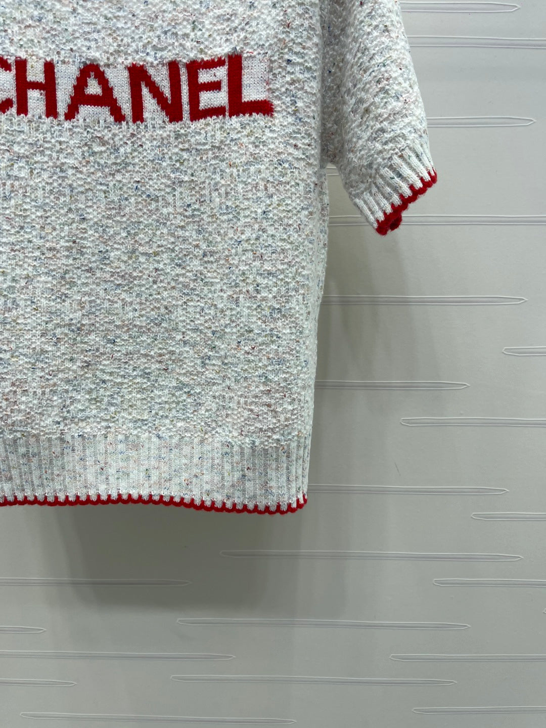 CC 26s Color-Blocked Woven Crew Neck Short-Sleeved Top Grey Red 344115