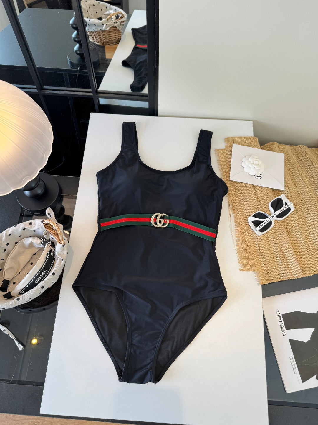 Gucci 26s One-Piece Black Cotton 184231
