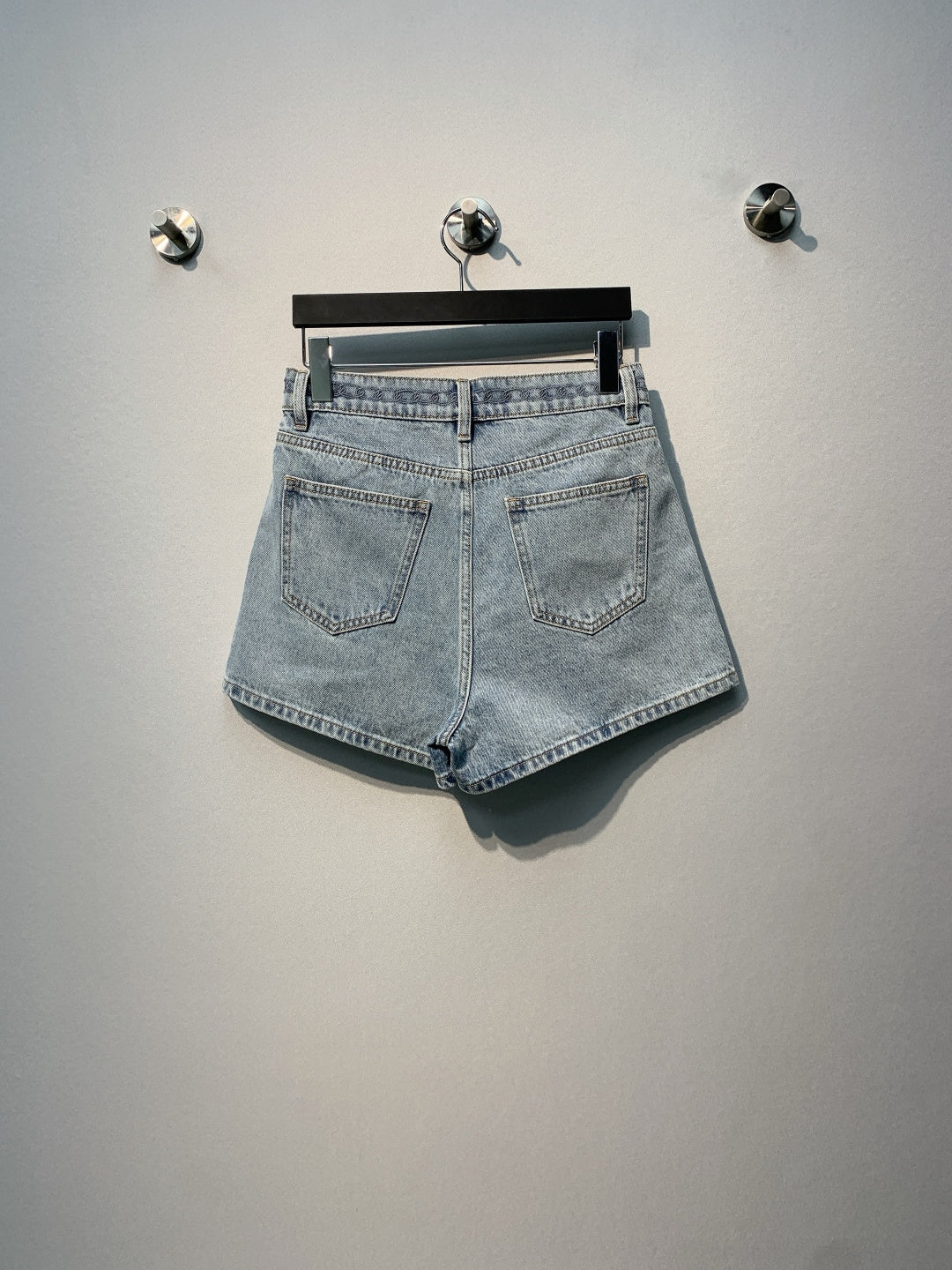 CC SS26 High-Waisted Wide-Leg Denim Shorts Light Blue Cotton 350944