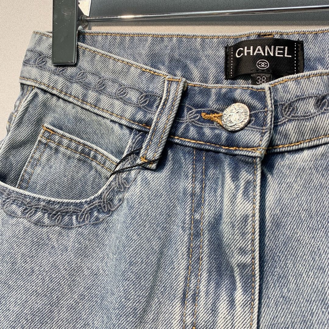 CC SS26 High-Waisted Wide-Leg Denim Shorts Light Blue Cotton 350944