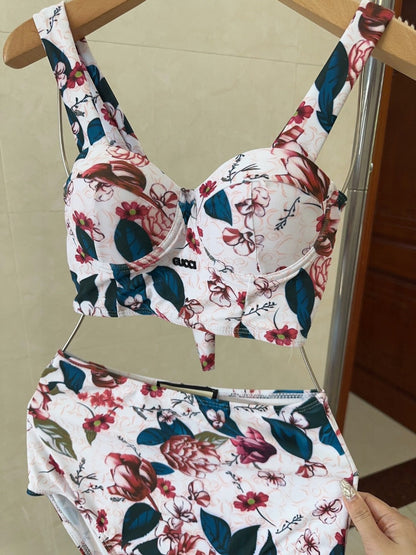 Gucci 26s Swimsuit White Colorful Cotton 185811