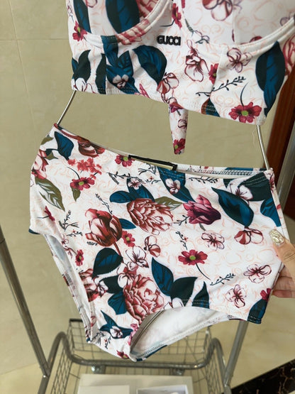 Gucci 26s Swimsuit White Colorful Cotton 185811