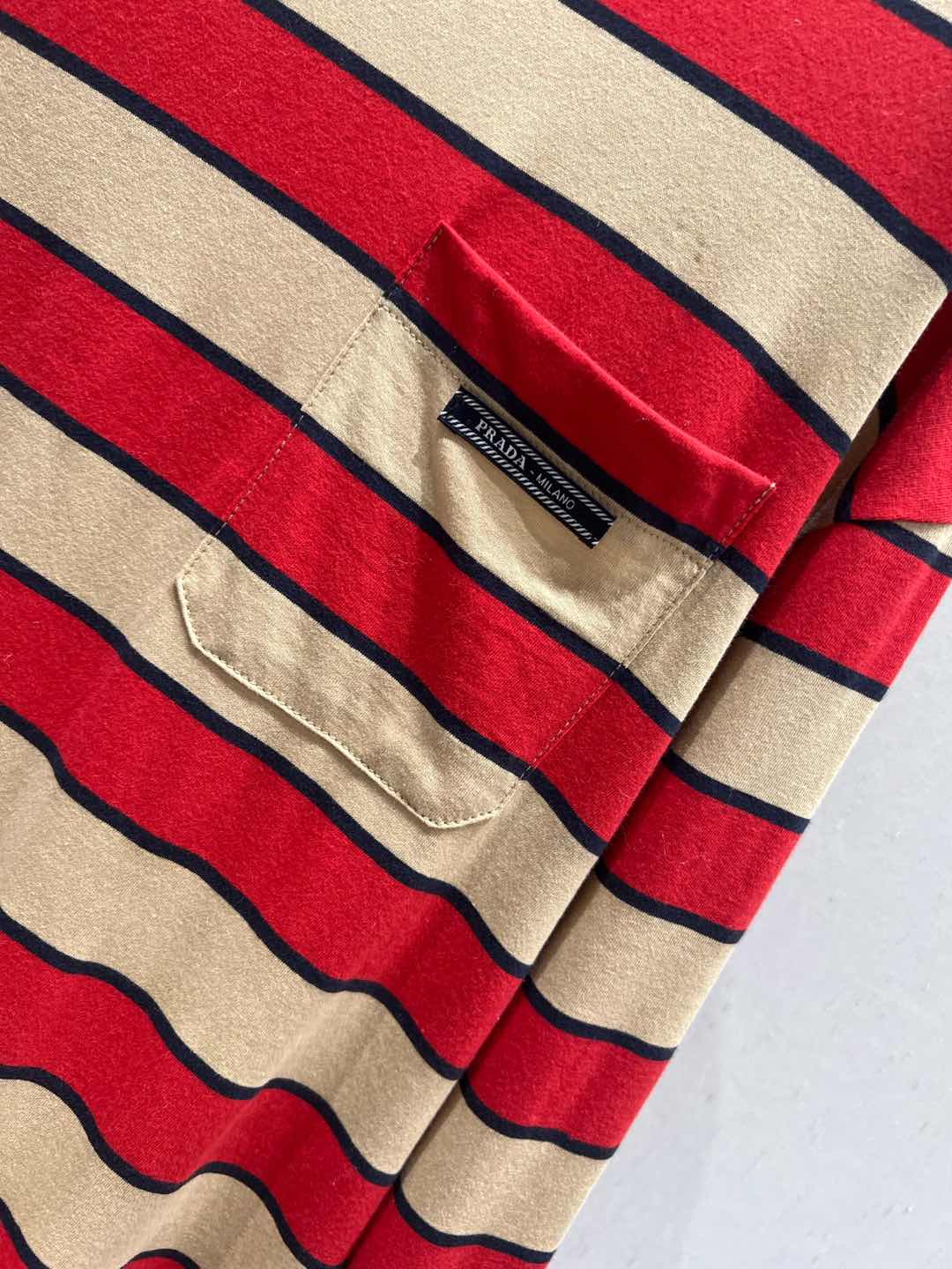 Prada 25 Striped Long-sleeved T-shirt Red mix Beige Cotton 209619