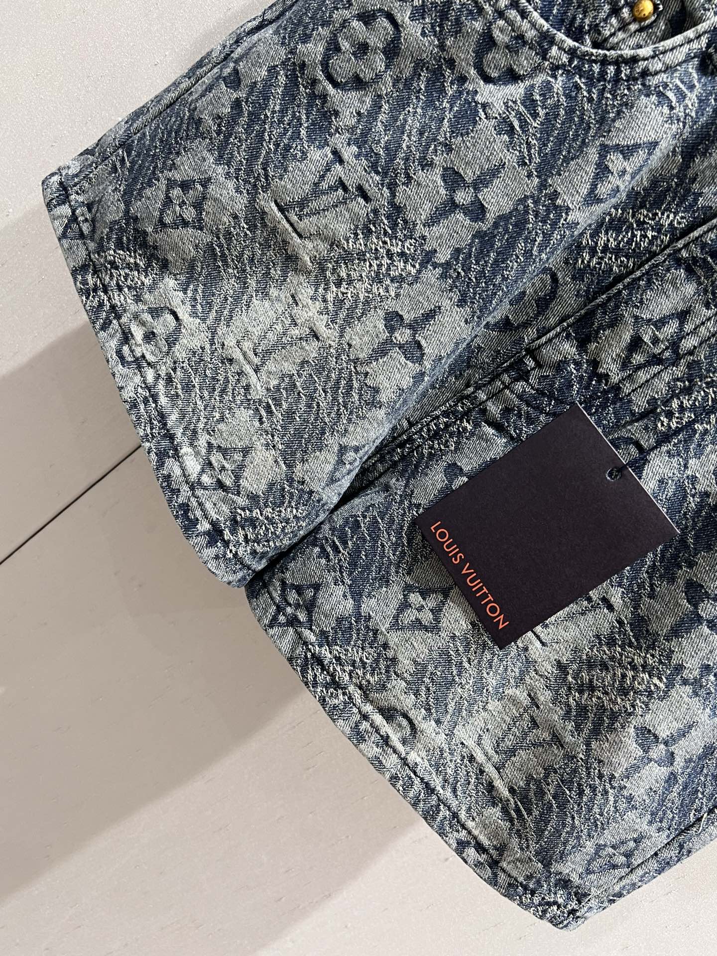 LV 25 Denim Short Blue Cotton 212285