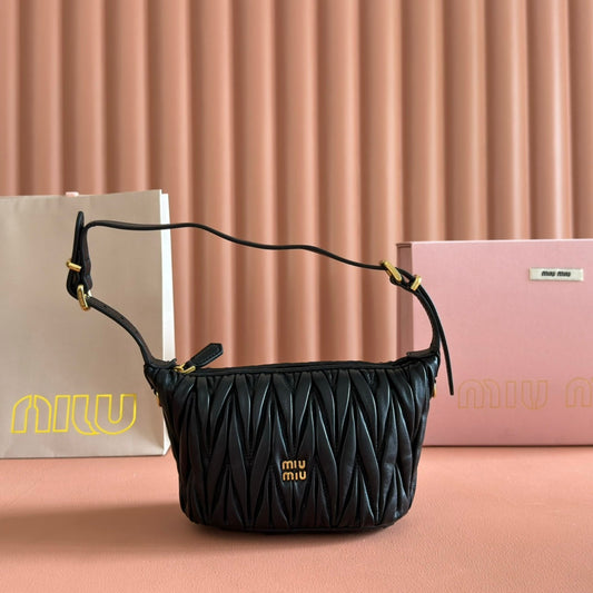 Miu Matelassé Pouch Bag 15cm Black Leather