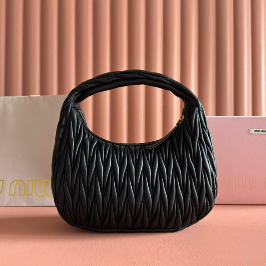 Miu Wander Matelassé Shoulder Bag 29cm Black Lambskin